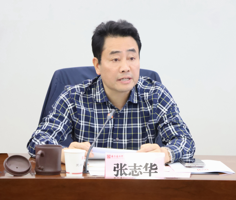 张志华1.jpg
